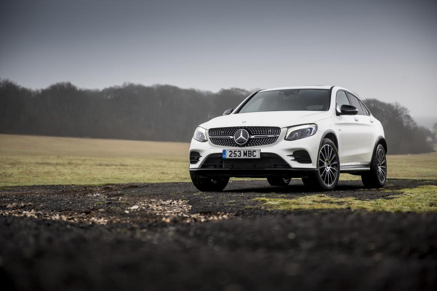  Mercedes-AMG GLC43 4Matic Coupe 2017 года  (UK) (фото 31 из 40)